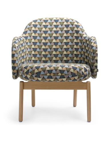 Fauteuil Flos Lounge à motif géométrique avec pieds en bois clair, vue de face – Flos Lounge