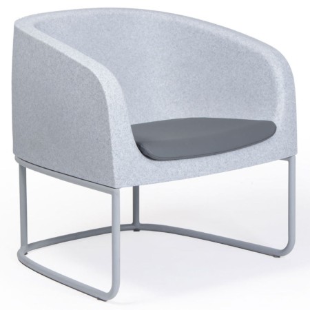 Fauteuil Gummy Bear en plastique recyclé blanc, vue de face – Gummy Bear