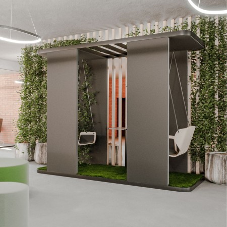 Social Swing vert installé dans un jardin – Social Swing