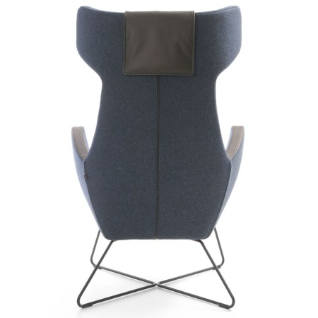 Fauteuil Umm bleu sur piètement métal, vue arrière – Umm