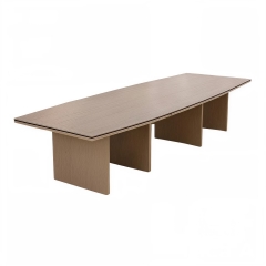 Grande table de conféréence pour 14-16 personnes - L. 540cm 