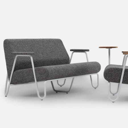 Banquette Clip en tissu gris avec accoudoirs, vue latérale – Clip 2