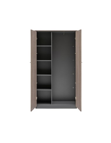 Armoire ouverte à portes battantes avec étagères et penderie