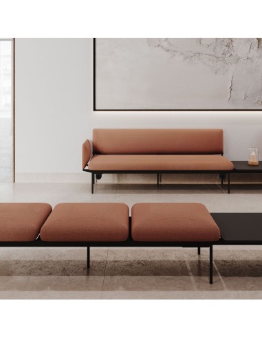 Aménagement d’attente avec canapés modulaires Fora Care, assises et dossiers rembourrés – Fora Care