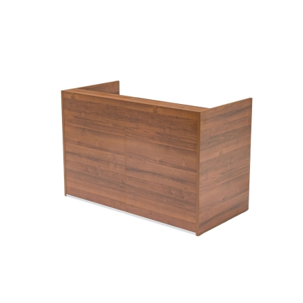 Réception en bois foncé
