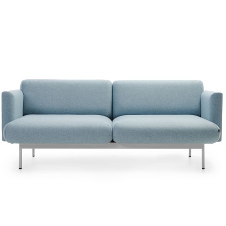 Vue avant du canapé Fora bleu clair minimaliste - Fora