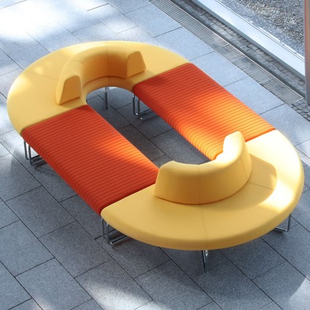 Banc rectangulaire Legvan gris avec piètement métallique blanc - Legvan 2