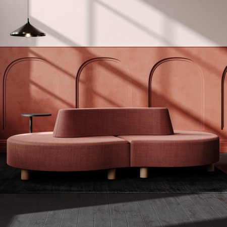 Canapé Nubi en tissu rose dans un intérieur moderne - Nubi