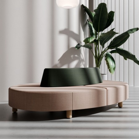 Canapé Nubi marron clair avec plante décorative - Nubi