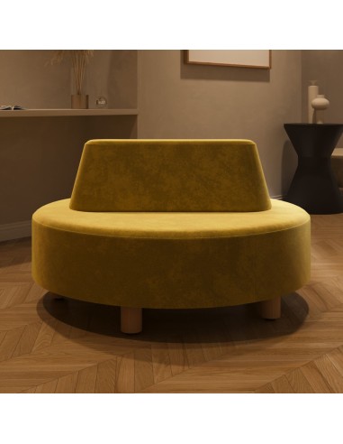 Canapé Nubi rond avec dossier, tissu vert moutarde en ambiance intérieure - Nubi