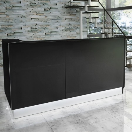 Meuble de réception noir avec led intégrée dans pièce sur 2 étages