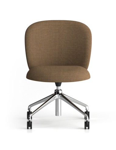 Chaise Volta au design ergonomique, piètement à cinq branches chromées avec roulettes, présentée de face – Volta