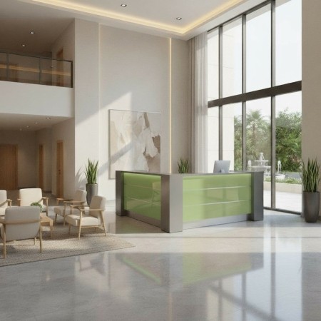 Meuble de réception vert dans hall d'entrée d'un hôtel