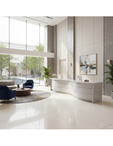 Banque d'accueil blanche avec 2 postes de travail dans une réception d'hôtel