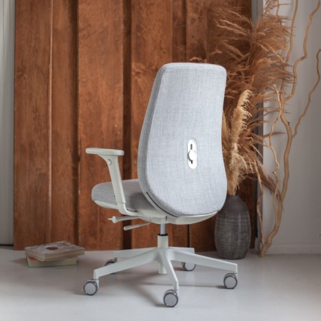 Design scandinave avec chaise de bureau ergonomique Belt BE 1T 2g en tissu