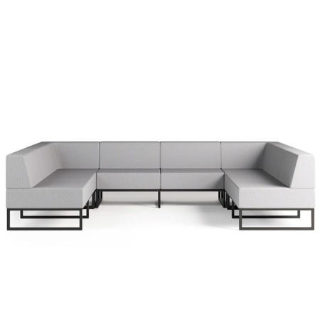 Un ensemble modulaire gris clair en forme de U, composé de plusieurs sections connectées sur une base métallique noire. - Plint