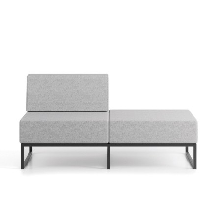 Un module de canapé asymétrique avec un seul dossier latéral, conçu pour s’intégrer dans des compositions modulaires variées. - 