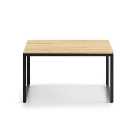 Vue de face d’une table basse rectangulaire Plint, dotée d’un plateau en bois et d’un piètement métallique noir. - Plint