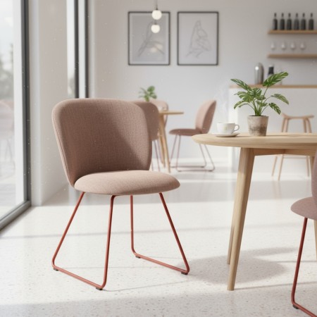 Chaise rembourrée design avec piètement luge - Volta 2