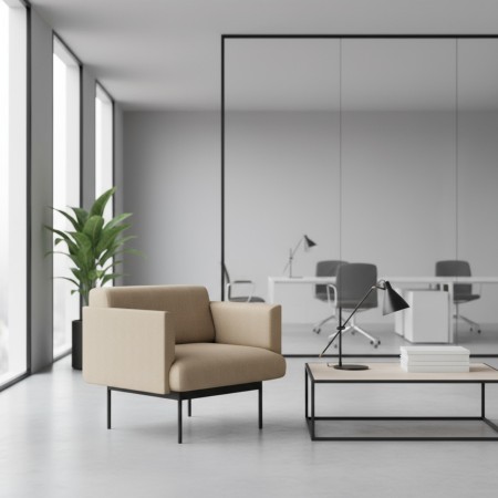 Fauteuil tapissé beige avec accoudoirs, confort et style moderne. - Fora Office 2