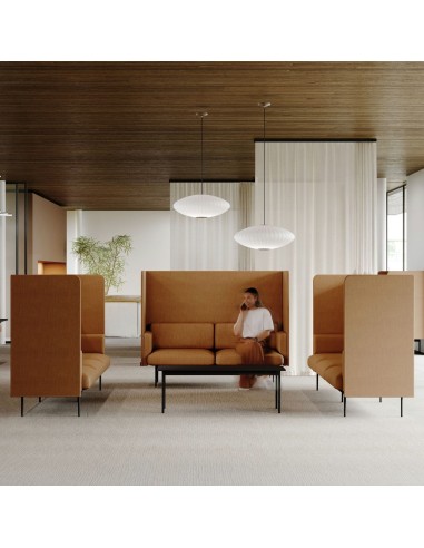 Canapé deux places avec cloisons acoustiques beiges, conçu pour les espaces détente. - Fora Office