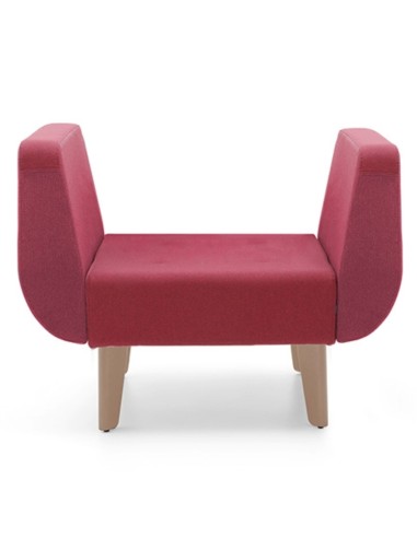 Modèle rouge à pieds bois, forme arrondie et assise généreuse. - U Floe