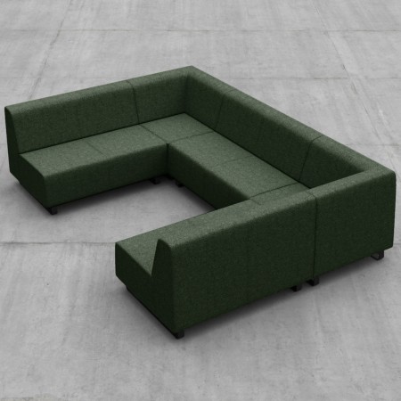Disposition en U de canapés verts modulaires. - Voo Voo