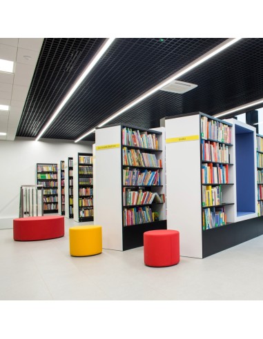 Poufs Rondo rouges et jaunes dans une bibliothèque design. - Rondo
