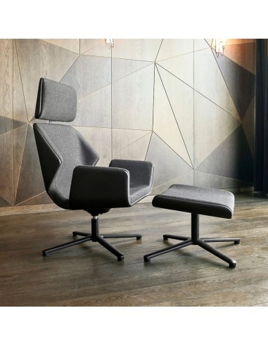 Fauteuil et pouf Booi en tissu gris avec base pivotante noire. - Booi