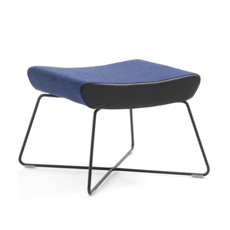 Pouf Umm en tissu bleu et structure métallique noire minimaliste. - Umm