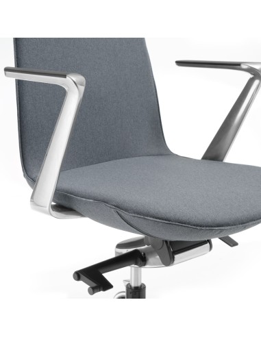 Accoudoirs en aluminium poli avec roulettes – fauteuil Lumi LM 103