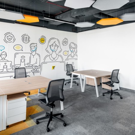 Fauteuil Ovidio OV 1M2 dans un espace de travail collectif élégant