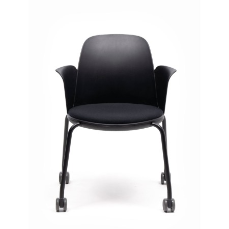 Chaise Haali de face - roulettes et accoudoirs pour salle de réunion moderne