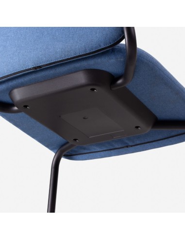 Détail du dessous de la chaise Hens HS 261