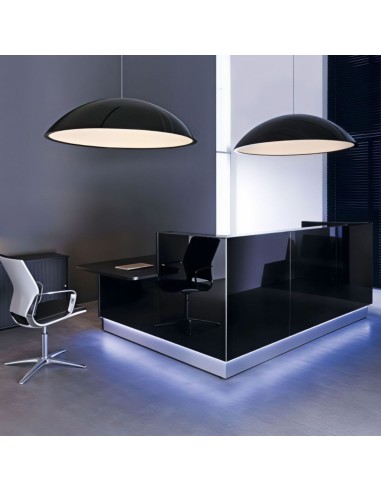 Banque d'accueil noire ave led intégrée et module bas sur l'un des côtés