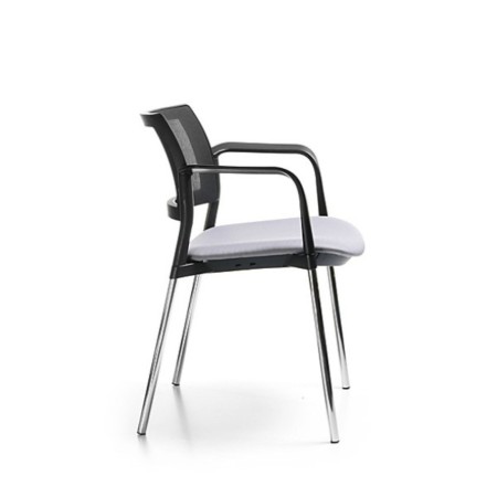 Vue latérale chaise Kyos KY 220 avec dossier en plastique technique