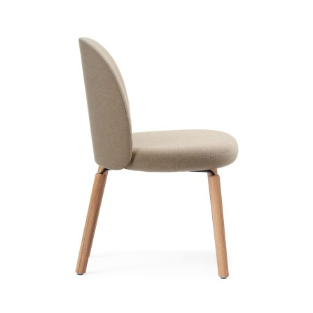 Vue latérale de la chaise FSW K 740 avec structure bois naturel