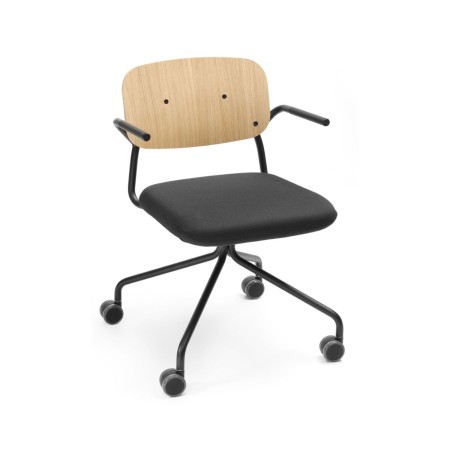 Chaise Hens HS 4K1 avec accoudoirs – version 2N, dossier bois naturel et assise noire