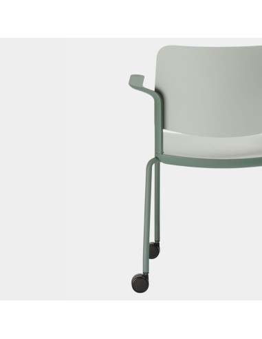 Vue de dos avec ambiance grise professionnelle sur roulettes