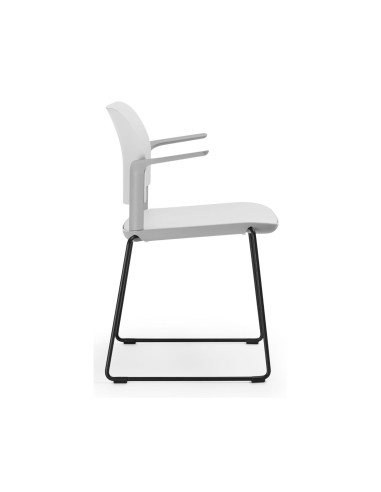 Vue de dos de la chaise Volo en blanc pour salle de réunion suisses