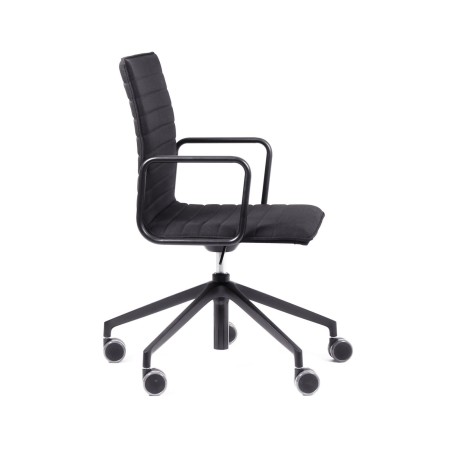 Vue latérale chaise Orte 3DH 5R montrant base aluminium et roulettes