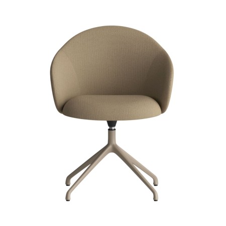 Chaise Volta pivotante en teinte sable, dossier arrondi et base en métal 4 branches, présentation frontale - Volta