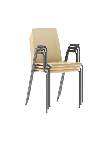 Deux chaises Moon Wood empilées partiellement, structure métallique – Moon Wood