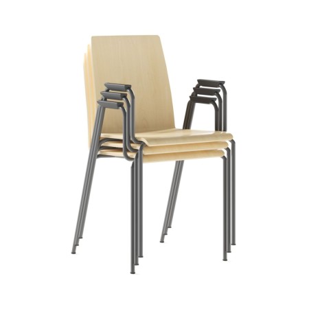 Deux chaises Moon Wood empilées partiellement, structure métallique – Moon Wood