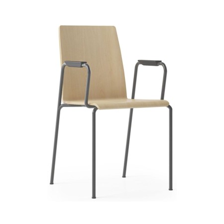 Chaise Moon Wood avec accoudoirs sur fond blancs – Moon Wood