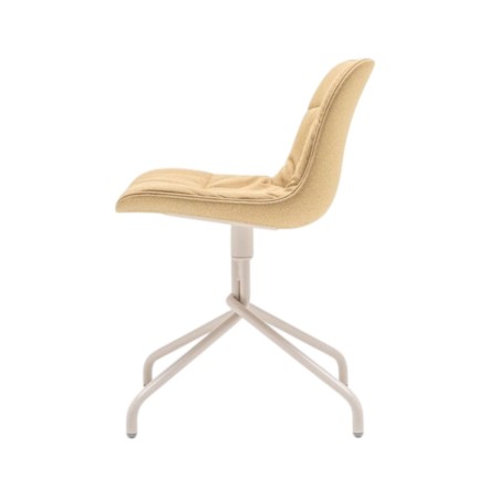 Chaise aux pieds croisés originaux - BLK5P13