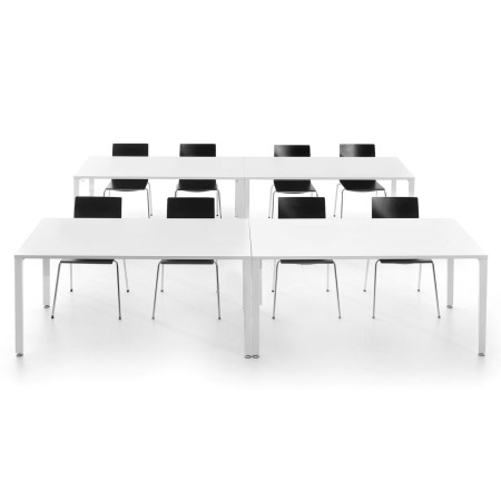 Table de conférence avec chaises Orte noires avec pieds en métal