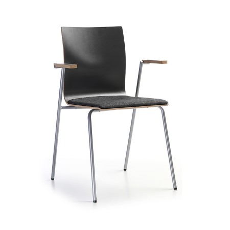 Chaise Orte avec accoudoirs et pieds métal en bois noir professionnelle