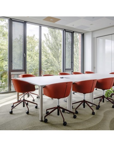 Chaise de réunion pivotante design pour espaces collaboratifs à Berne