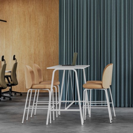 Chaise haute avec dossier pour tables 900mm avec assise rembourrée design Flos